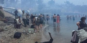 Ερωτήματα προκύπτουν γιατί δεν έγινε άμεσα εκκένωση δια θαλάσσης από το Μάτι