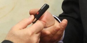 Δίνουν απαντήσεις στο ποιος έσβησε τα ονόματα και τι έγινε το CD με τη λίστα Λαγ