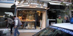 Καταδίωξη ληστών και βροχή από σφαίρες