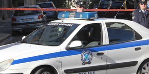 Ληστές εισέβαλαν σε κοσμηματοπωλείο στο Κερατσίνι με καλάσνικοφ