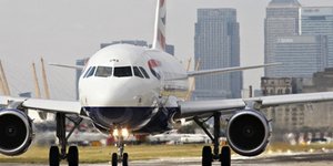 Αργοπορημένος επιβάτης προκάλεσε πανικό στο αεροδρόμιο του Λονδίνου -Σήμανε το σ