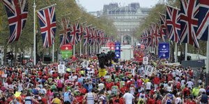 Φρούριο το Λονδίνο για το μαραθώνιο της Κυριακής 