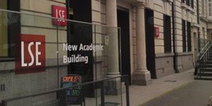 «Κόντρα» του London School of Economics με το BBC για ένα... ντοκιμαντέρ στη Βόρ