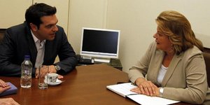 Η Λούκα Κατσέλη προτείνει συνεργασία με τον ΣΥΡΙΖΑ