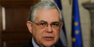 Έως αργά το βράδυ κράτησε η συνάντηση Παπαδήμου-Τρόικας