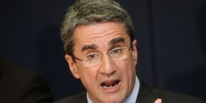 Λοβέρδος : Στηρίζω την πρόταση Παπανδρέου