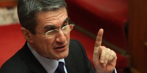 Ο Λοβέρδος επιμένει σε προεκλογική συνεργασία ΠΑΣΟΚ-ΝΔ