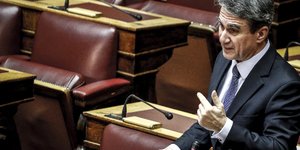 Ο Ανδρέας Λοβέρδος (Φωτογραφία: EUROKINISSI/ΓΙΩΡΓΟΣ ΚΟΝΤΑΡΙΝΗΣ)