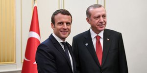Εμάνουελ Μακρόν και Ρετζέπ Ταγίπ Ερντογάν/ Φωτογραφία: Eric Feferberg/AP