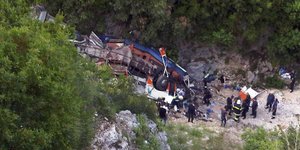Τουλάχιστον 34 νεκροί