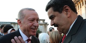 Ερντογάν-Μαδούρο/Φωτογραφία: AP