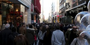 Μαγαζιά στην Ερμού/ Φωτογραφία: Eurokinissi- ΒΑΣΙΛΗΣ ΡΕΜΠΑΠΗΣ