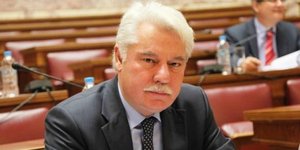Μαγκούφης: «Η οικογένεια Τσίπρα είχε δεσμούς με τη χούντα»