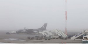Ομίχλη στο αεροδρόμιο «Μακεδονία» / Φωτογραφία: ΜΟΤΙΟΝΤΕΑΜ / ΤΡΥΨΑΝΗ ΦΑΝΗ