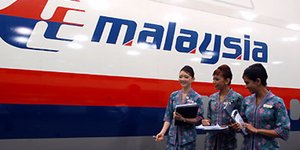 Ροζ περιπέτειες στη Malaysia Airlines -Αεροσυνοδός κατηγορείται για σεξουαλική π