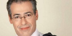 Ο Νίκος Μάνεσης εγκαταλείπει το πλατό του Alpha και πάει στην επαρχία