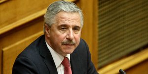 Ο Γιάννης Μανιάτης στη Βουλή / Φωτογραφία: Eurokinissi