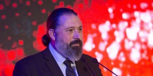 Ο Μάνος Εξαρχουλάκος