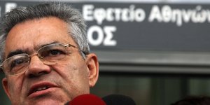 Ο Τάσος Μαντέλης έξω από το Εφετείο /Φωτογραφία Αρχείου: Eurokinissi