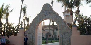 Η είσοδος του Μαρ-α-Λάγκο (Φωτογραφία: AP/ ALAN DIAZ)