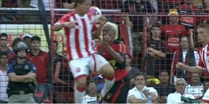 Ποδοσφαιριστής δίνει αμοιβή για το χαμένο δόντι του [βίντεο]