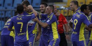 Πανέμορφο γκολ από μέσο με σουτ «κεραυνό» [βίντεο]