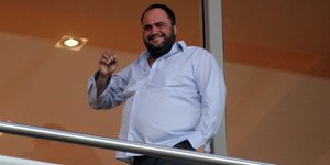 Μαρινάκης σε παίκτες Ολυμπιακού: «Πρώτος στόχος είναι το πρωτάθλημα»