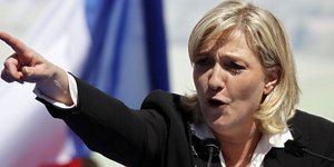 Ανατροπή στο ευρωπαϊκό πολιτικό σκηνικό - Πρώτη η ακροδεξιά σε Γαλλία και Βρεταν