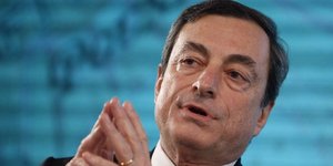 Μάριο Ντράγκι: «Υπάρχουν κίνδυνοι εφαρμογής στο πακέτο της Ελλάδας»