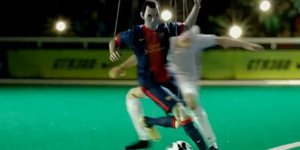 Η μαριονέτα του Αντρές Ινιέστα πρωταγωνιστεί σε διαφήμιση [βίντεο]