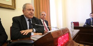 Συνάντηση Μαρκογιαννάκη με Πεπόνη - Μουζακίτη για τη λίστα Λαγκάρντ