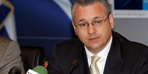 Μαρκόπουλος: Ως γιατρός έσωζα ζωές. Τώρα σκοτώνει το μνημόνιο