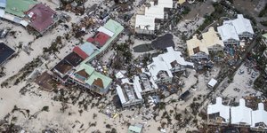 Καταστροφές στον Άγιο Μαρτίνο. Gerben Van Es/Dutch Defense Ministry via AP