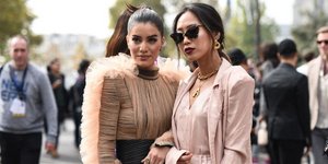 Μοντέλα ποζάρουν στον φακό/ Φωτογραφία: Shutterstock 