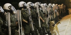 Ενταση έξω από το τουρκικό προξενείο στη Θεσσαλονίκη - Ματ απώθησαν Αρμένιους με