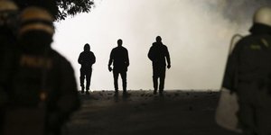 Επεισόδια μεταξύ οπαδών του Αγιαξ με ΜΑΤ (Φωτογραφία: MotionTeam/ΤΡΥΨΑΝΗ ΦΑΝΗ)