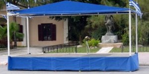 Ματαιώθηκε η παρέλαση στο Ηράκλειο - Με δακρυγόνα απομακρύνθηκαν οι διαμαρτυρόμε