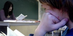 Από 300 έως 900 ευρώ κόστιζαν τα πλαστά χαρτιά δυσλεξίας για μαθητές