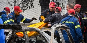 ΕΝΤΟΠΙΣΜΟΣ ΝΕΚΡΩΝ ΣΤΟ ΜΑΤΙ (Eurokinissi/ΣΤΕΛΙΟΣ ΜΙΣΙΝΑΣ )