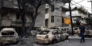 Τι αναφέρει το Sky News για τις έρευνες σχετικά με τις φονικές πυρκαγιές (Φωτογραφία: EUROKINISSI/ΤΑΤΙΑΝΑ ΜΠΟΛΑΡΗ)