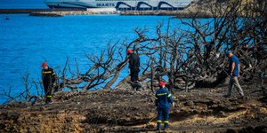 Ολοένα και μεγαλώνει η μαύρη λίστα των θυμάτων στο Μάτι /Φωτογραφία: Εurokinissi