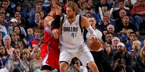 Νίκη στην παράταση των Μάβερικς που «βλέπουν» πλέι οφ [βίντεο]