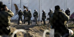 ΔΕΝ ΗΘΕΛΑΝ ΤΗΝ ΠΑΡΟΥΣΙΑ ΜΑΡΤΥΡΩΝ