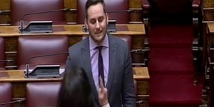 Η κ. Μεγαλοοικονόμου πήγε μπροστά στον κ. Γεωργιάδη και φώναζε