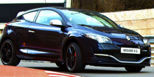Megane RS RB8: Ειδική έκδοση Renault Red Bull για το 3ο Πρωτάθλημα Φόρμουλα 1