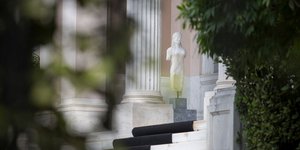 Το Μαξίμου προσπαθεί να αλλάξει εναγωνίως την ατζέντα (INTIMENEWS/αρχείο)