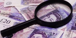 Αγόρασε στο ίντερνετ συσκευή για την ενίσχυση του μορίου του και αντί αυτού του 