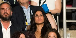 Η Μέγκαν Μαρκλ με το συνοδό της στους αγώνες Invictus. Πηγή φωτό: ΑΠΕ-ΜΠΕ