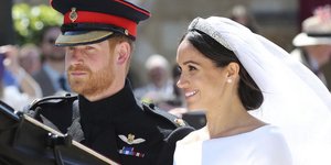 Ο πρίγκιπας Χάρι και η Μέγκαν Μαρκλ στον γάμο /Φωτογραφία: AP