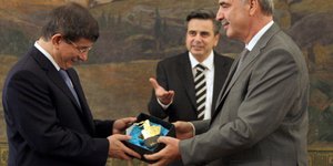 Το ΥΠΕΞ... σκεπάζει τη γκάφα Μεϊμαράκη - Για όλα έφταιγε ο Τούρκος διερμηνέας...